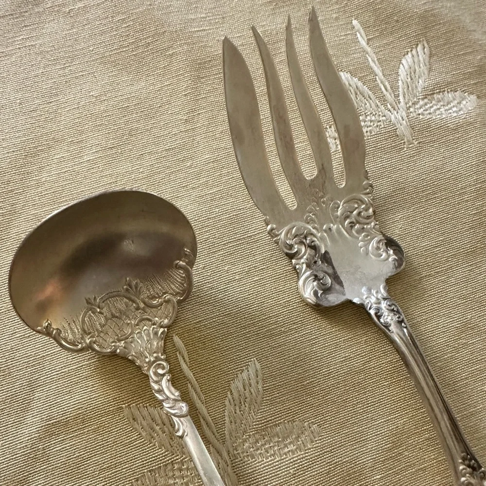 Set of 2 Vintage WM Rogers ⭐️ Large Meat Serving Fork & Gravy Ladle.